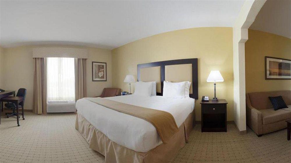 Holiday Inn Express Georgetown By Ihg Bagian luar foto