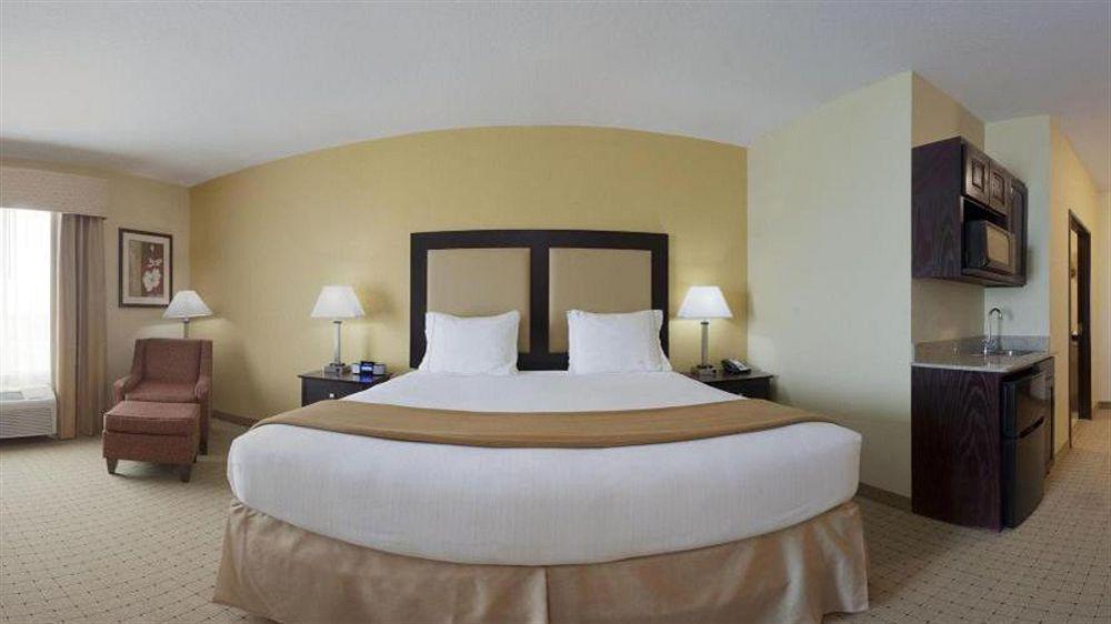 Holiday Inn Express Georgetown By Ihg Bagian luar foto