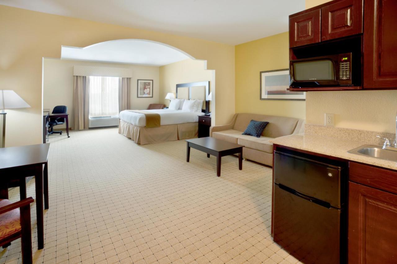 Holiday Inn Express Georgetown By Ihg Bagian luar foto